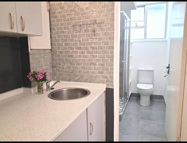 0 BEDROOM APARTMENT FOR SALE IN SEA POINT